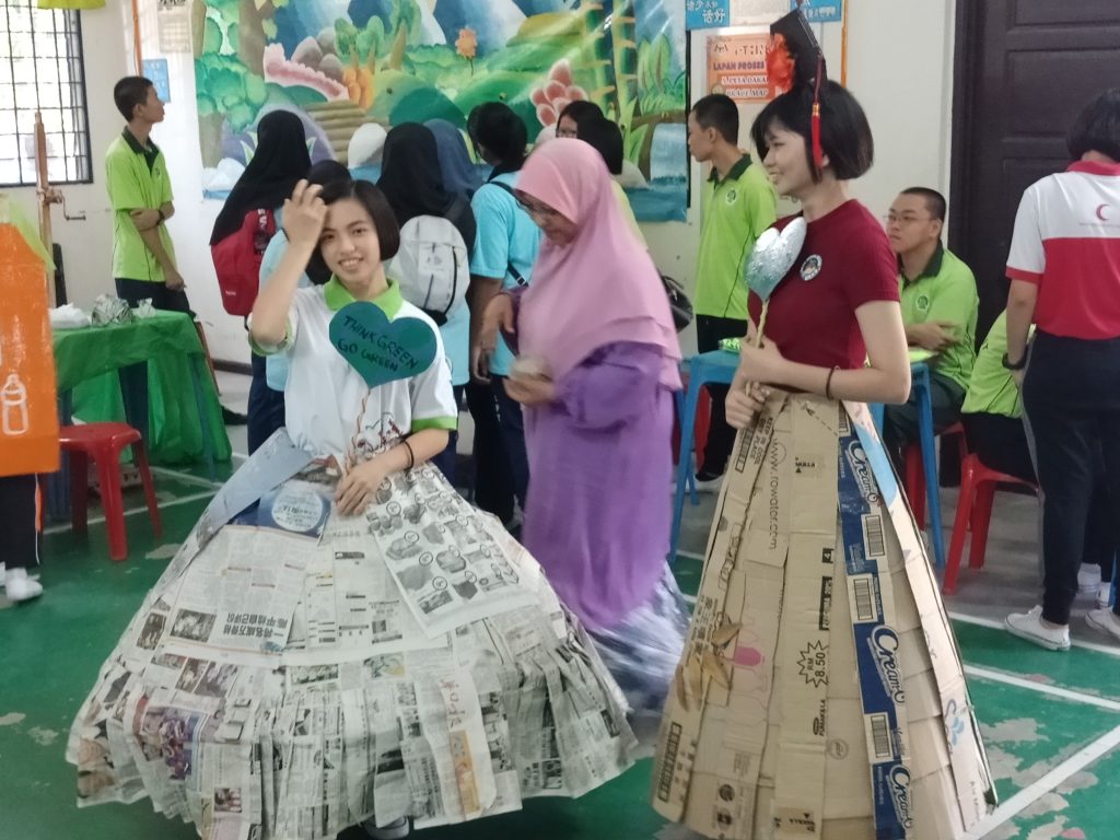 Pameran Di SMK Berapit, Bukit Mertajam - ENVIRO-MUSEUM