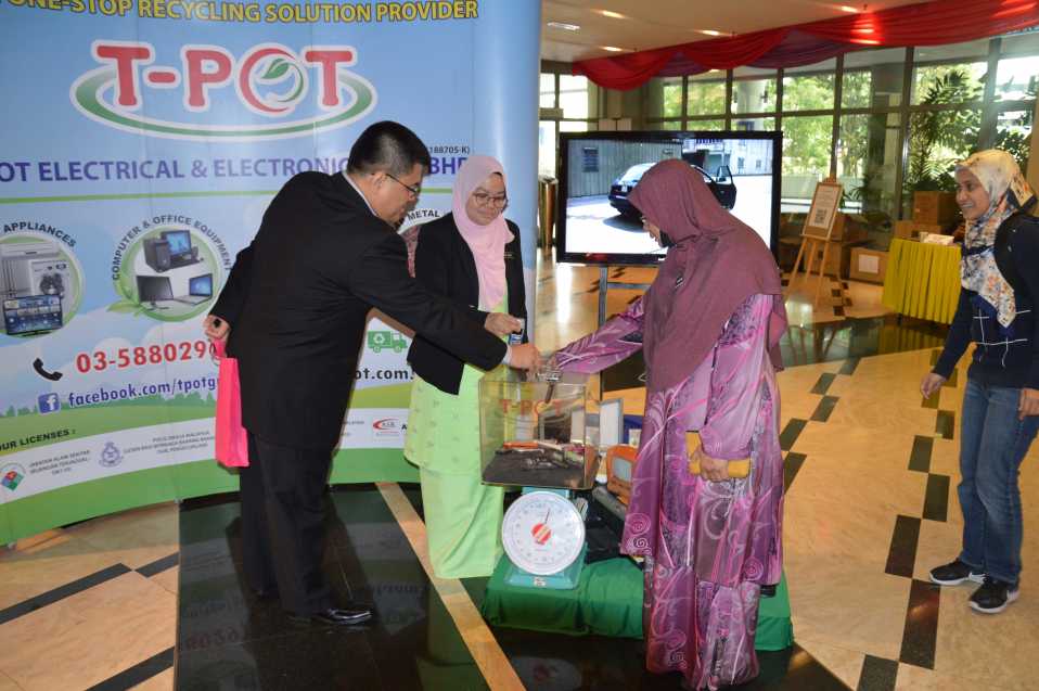 PROGRAM SAMBUTAN HARI OZON PERINGKAT WILAYAH PERSEKUTUAN ...