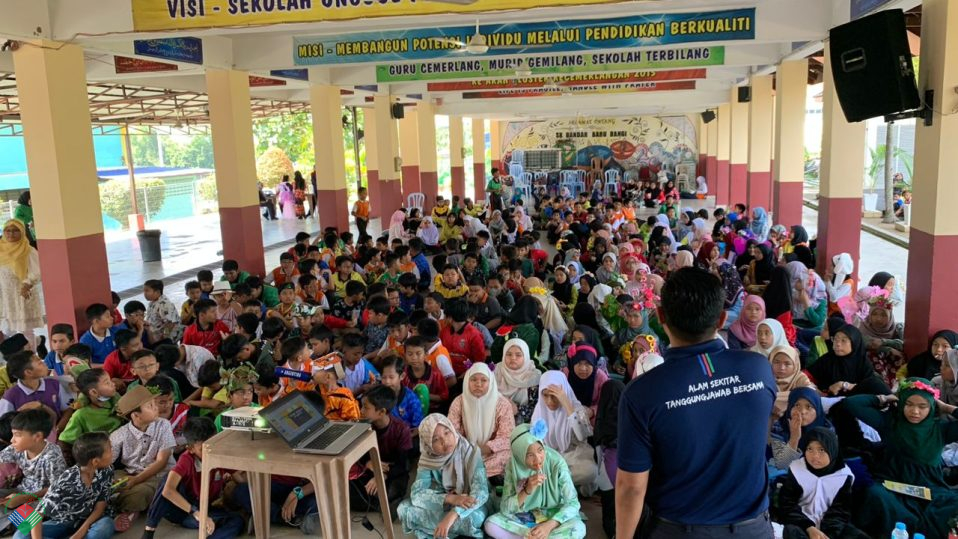 CERAMAH DAN PAMERAN KEMPEN KESEDARAN ALAM SEKITAR SEMPENA HARI KANAK ...